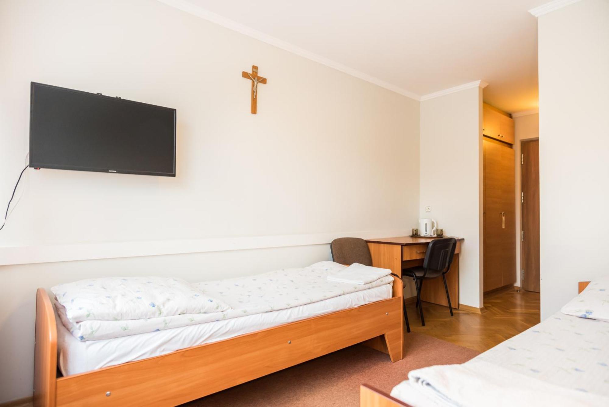 Dobre Miejsce Dom Rekolekcyjny Hotel Варшава Стая снимка